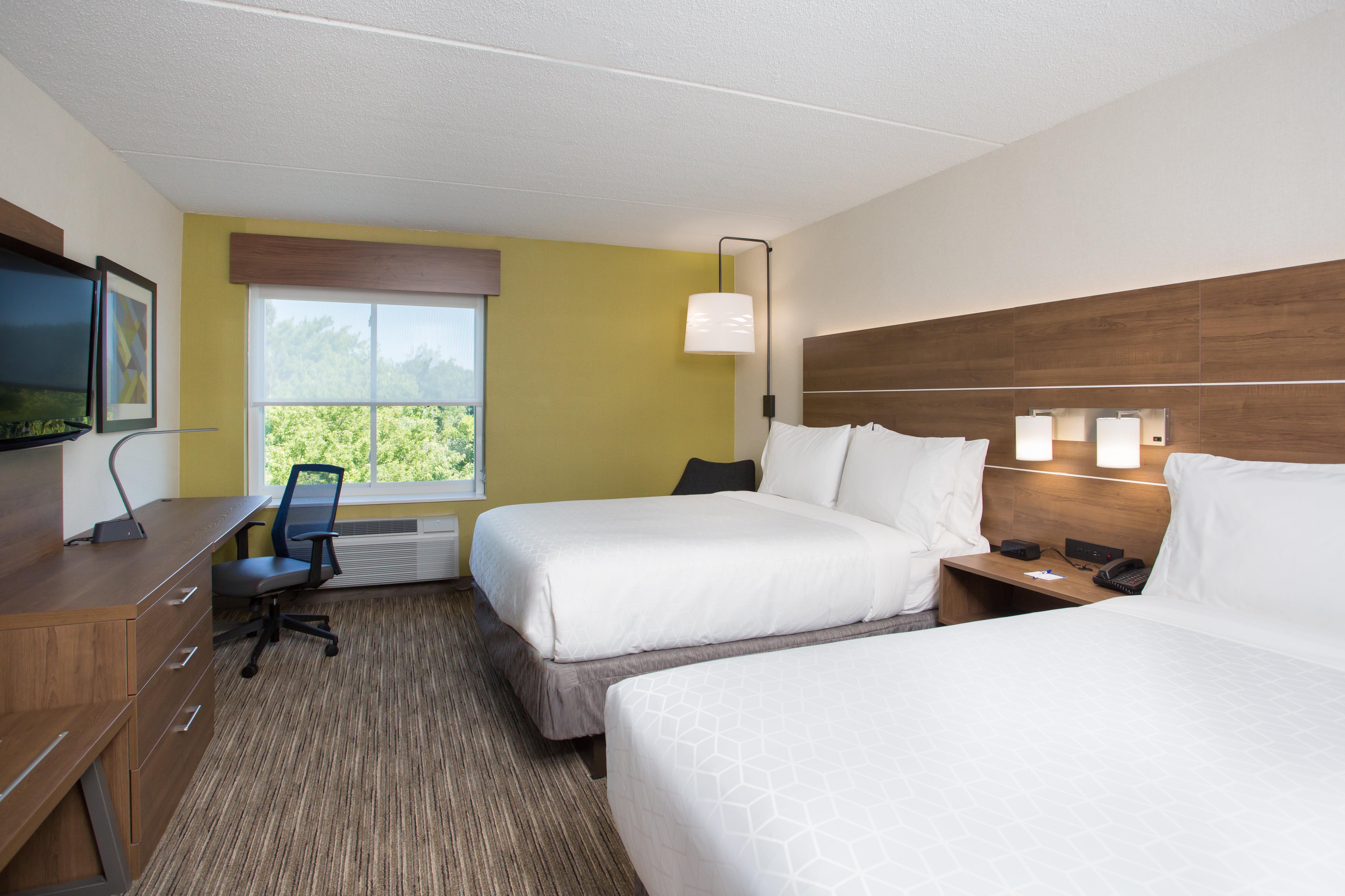 Holiday Inn Express Chelmsford By Ihg Exterior photo