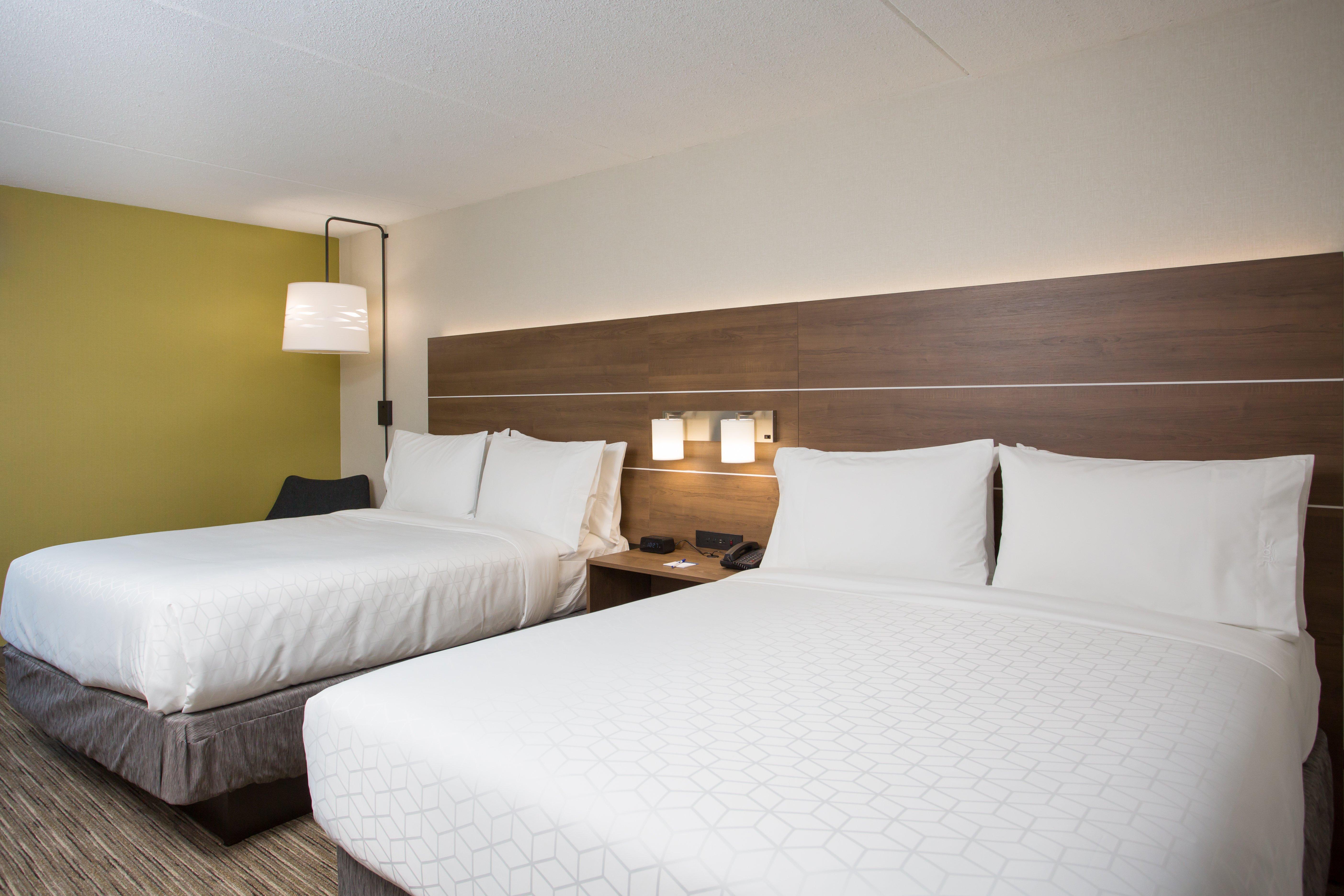 Holiday Inn Express Chelmsford By Ihg Exterior photo